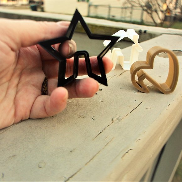 3 Mug Christmas Cookie Cutter - Picture 9 of 10